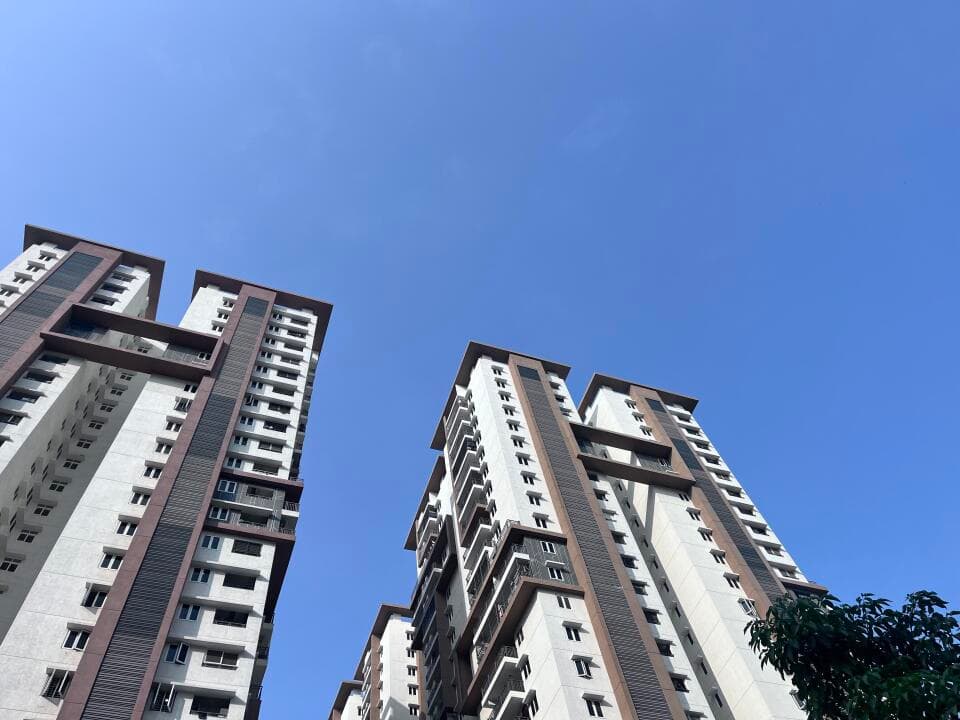 Aparna Sarovar Zenith project