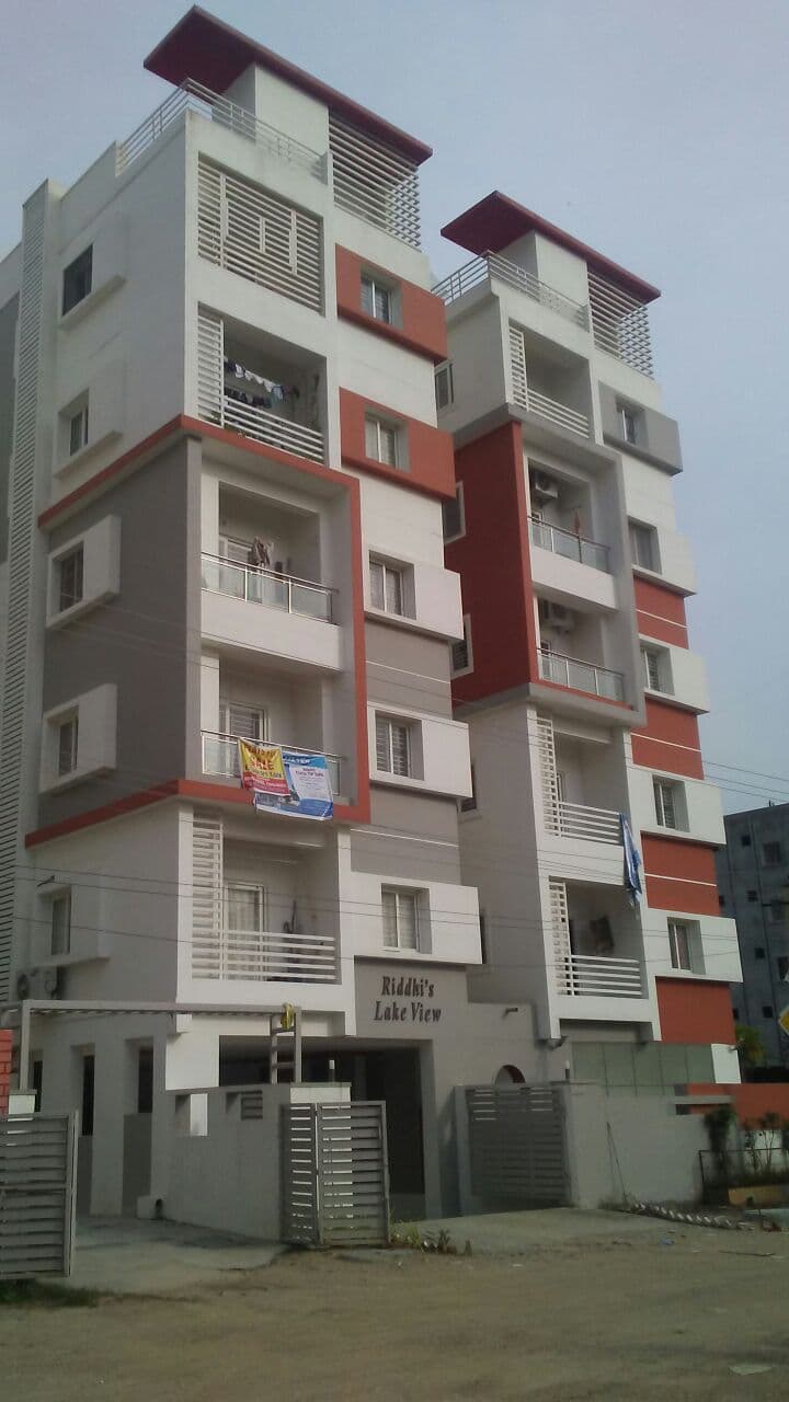 Riddhis Lake View